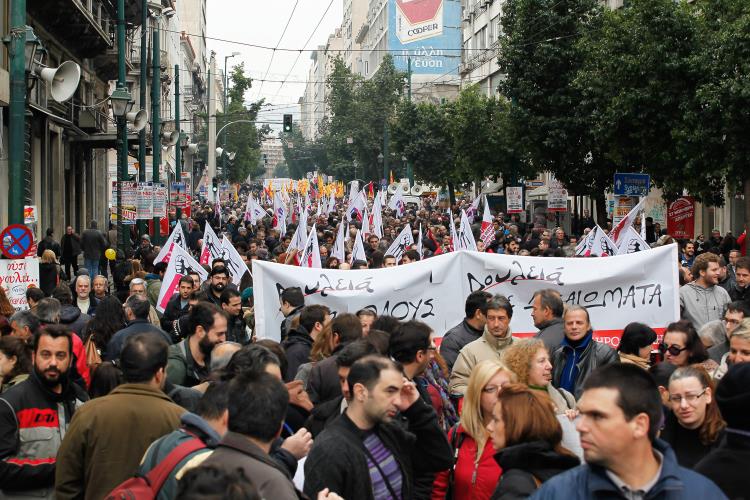 απεργίες σε όλην την Ελλάδα για το ασφαλιστικό 