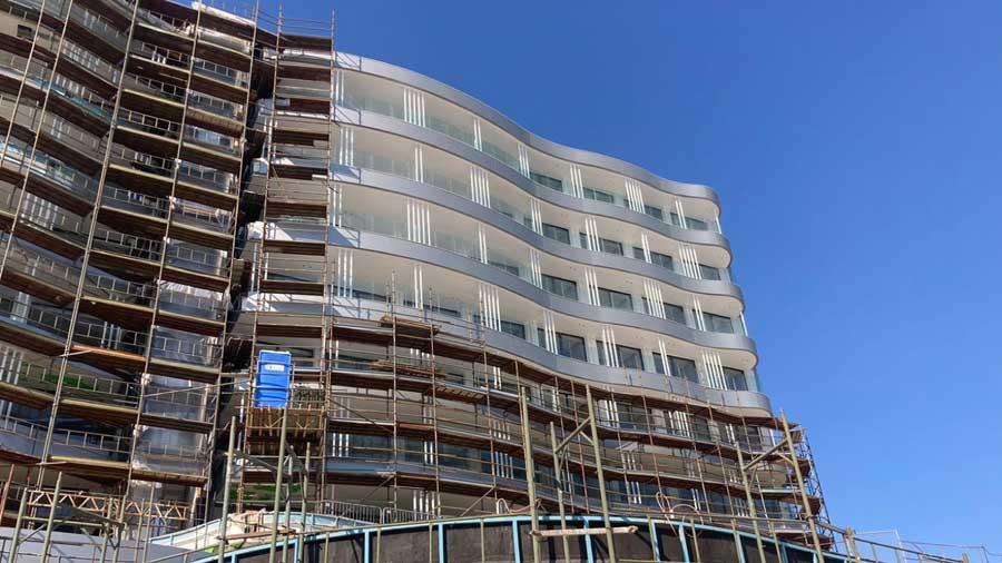 radissonbeachergasiesCOVER