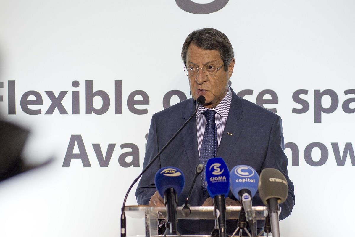 ΠΡΟΕΔΡΟΣ ΔΗΜΟΚΡΑΤΙΑΣ 