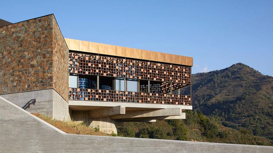 kalopanayiotiswinery