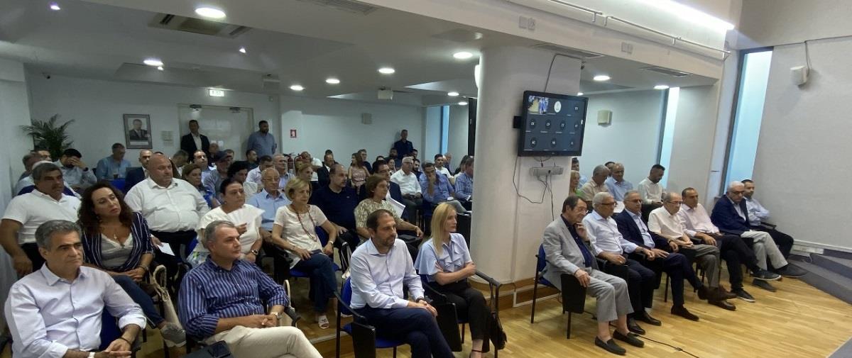 πολιτικο