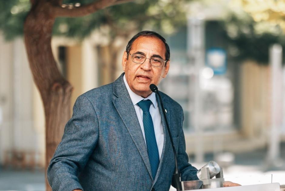 νικος χατζηστεφανου