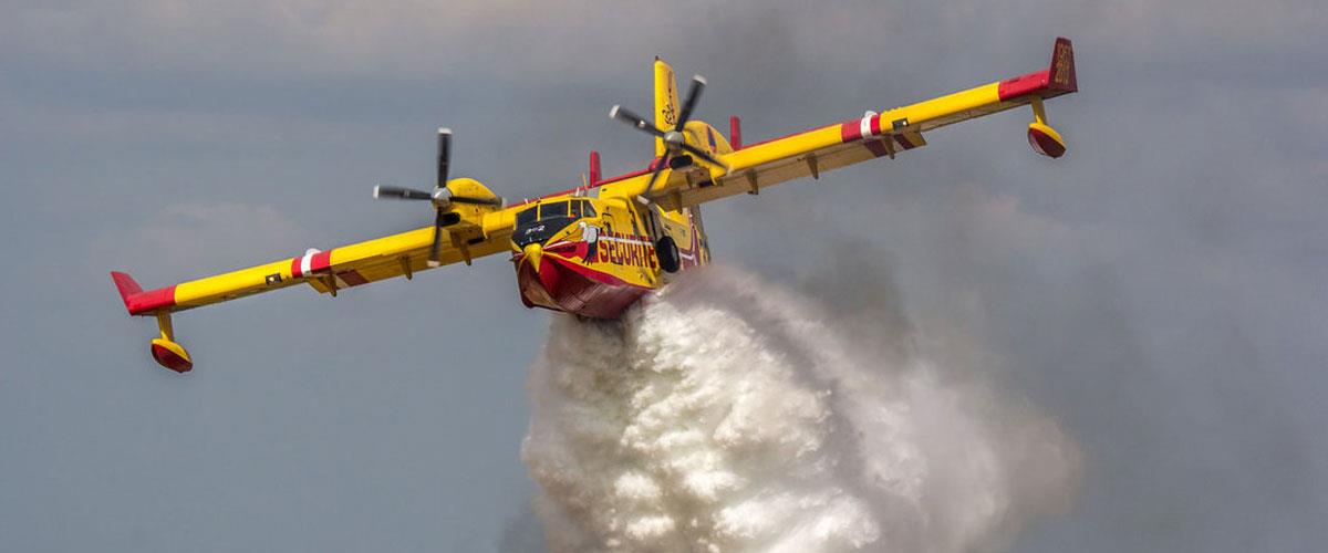 CANADAIR