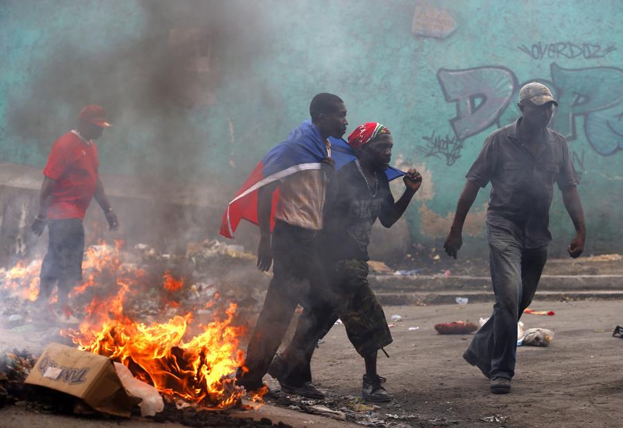 Violence continues in the Haitian capital 