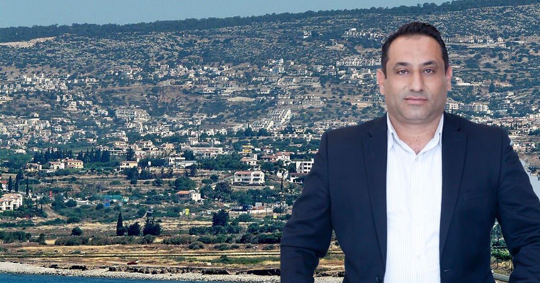 ΜΑΡΙΝΟΣ-ΜΕ-ΦΟΝΤΟ